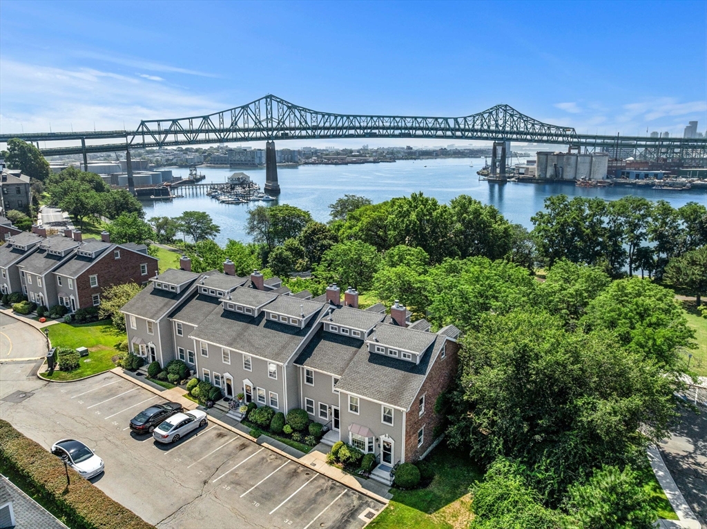 30 Breakwater Cv # 30