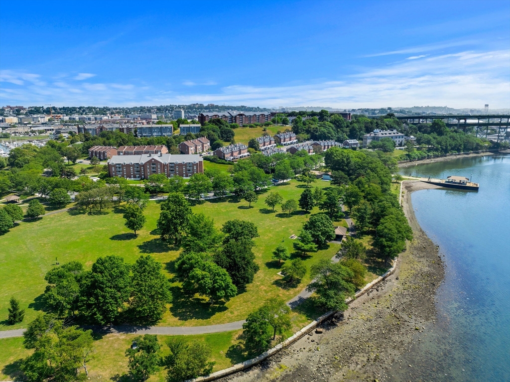 30 Breakwater Cv # 30