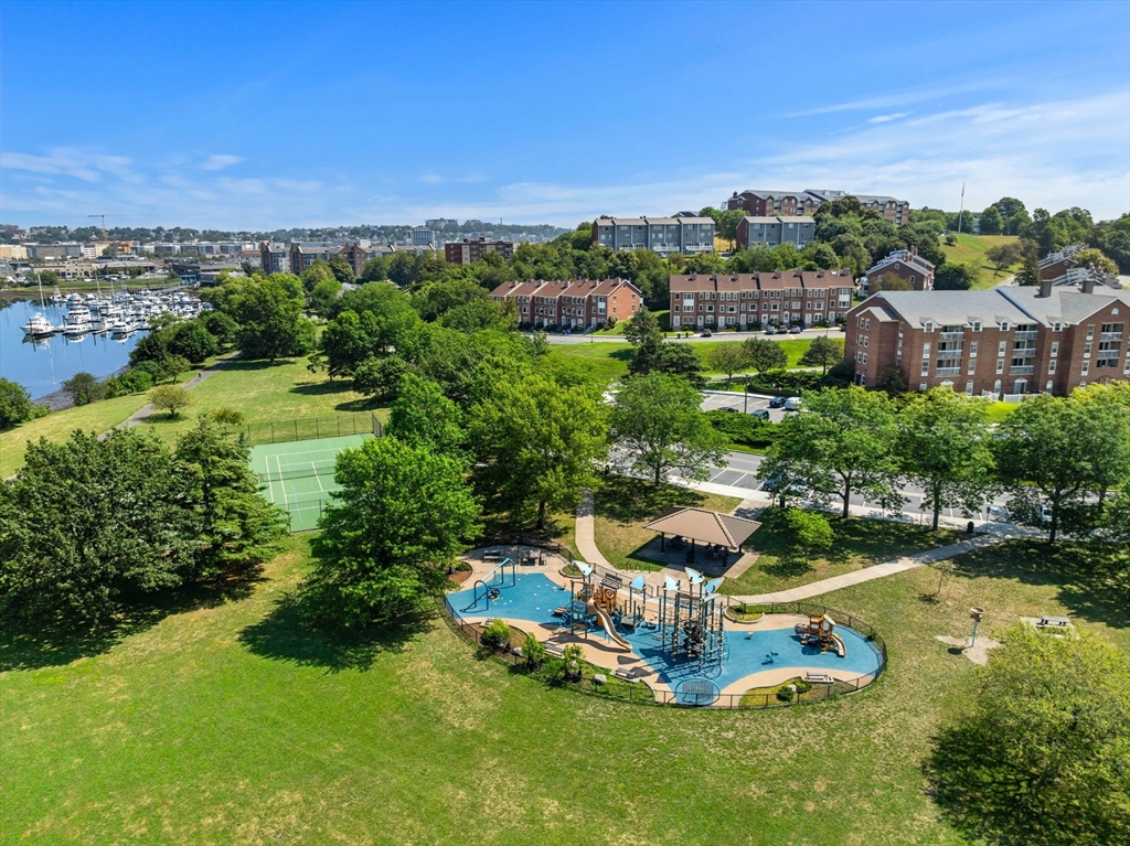 30 Breakwater Cv # 30