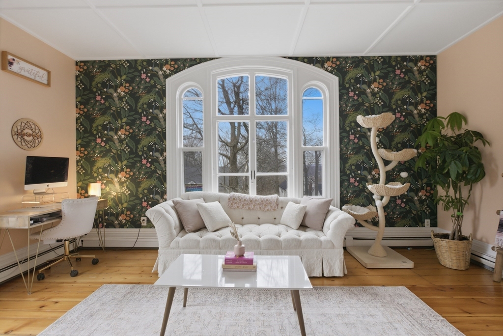 4 Mount Vernon St # 3