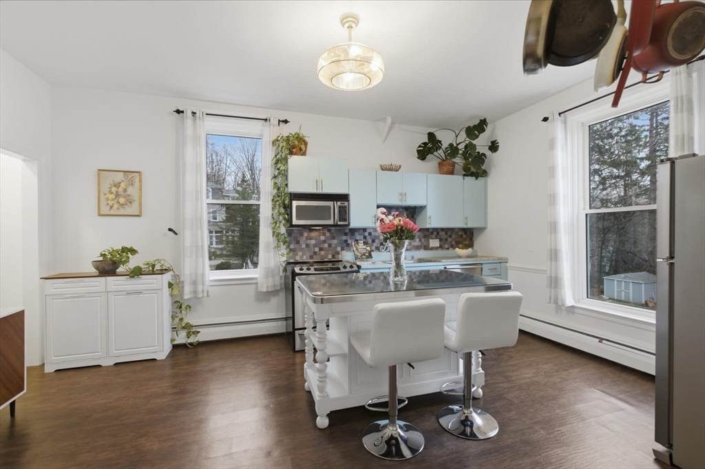 4 Mount Vernon St # 3