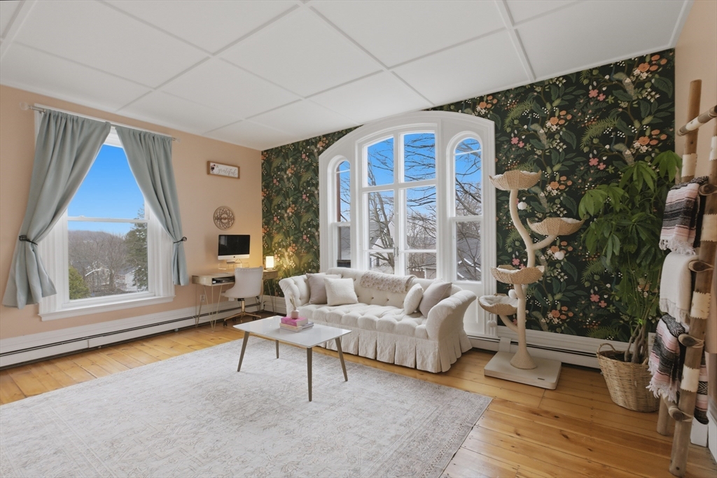 4 Mount Vernon St # 3