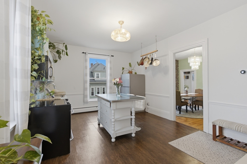 4 Mount Vernon St # 3