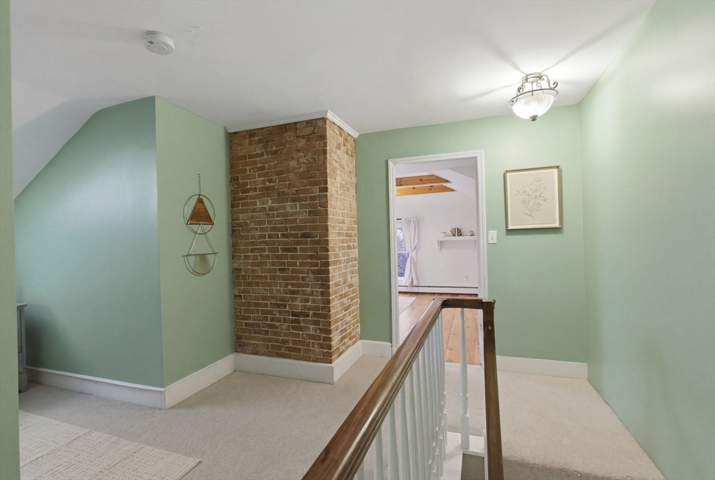 4 Mount Vernon St # 3