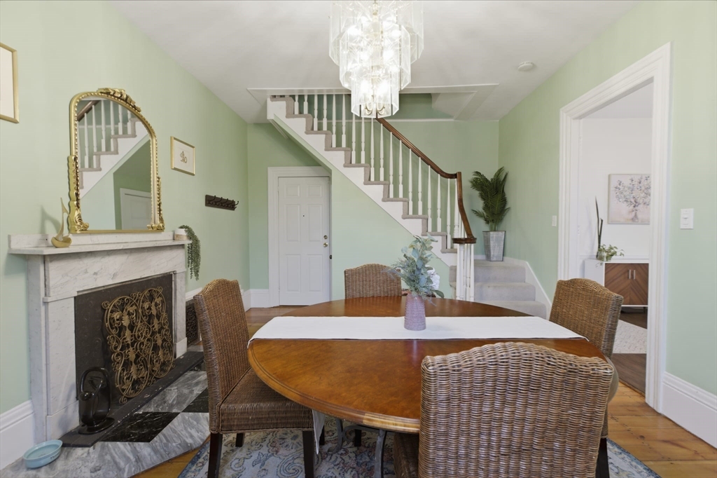 4 Mount Vernon St # 3