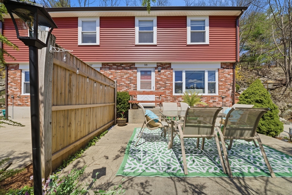 35 Mountain St # 35