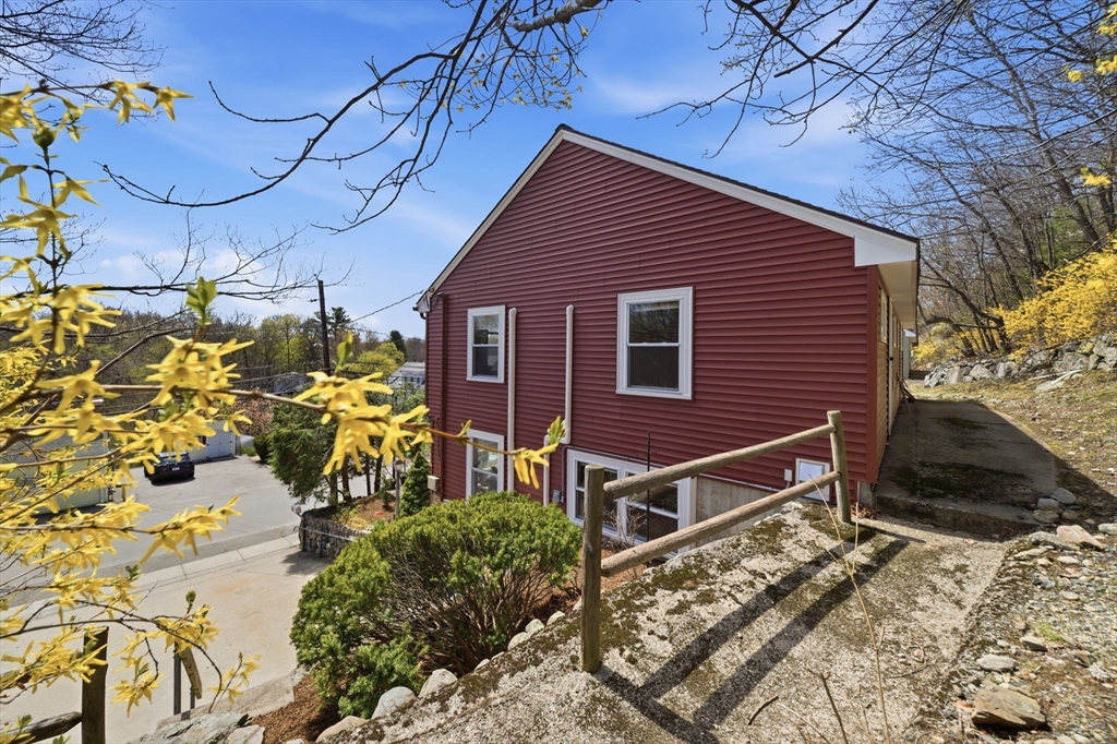 35 Mountain St # 35