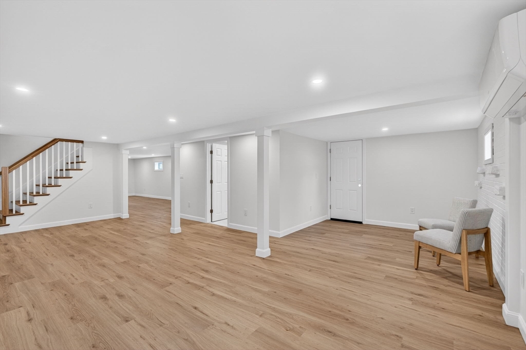 49 Golf Ave