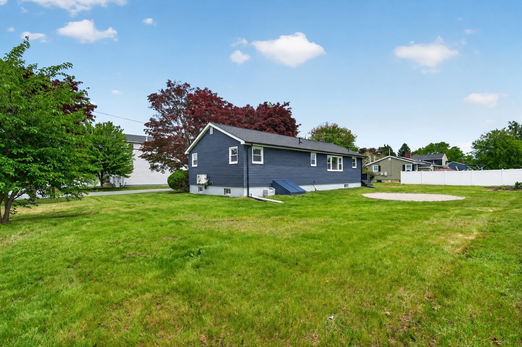 49 Golf Ave
