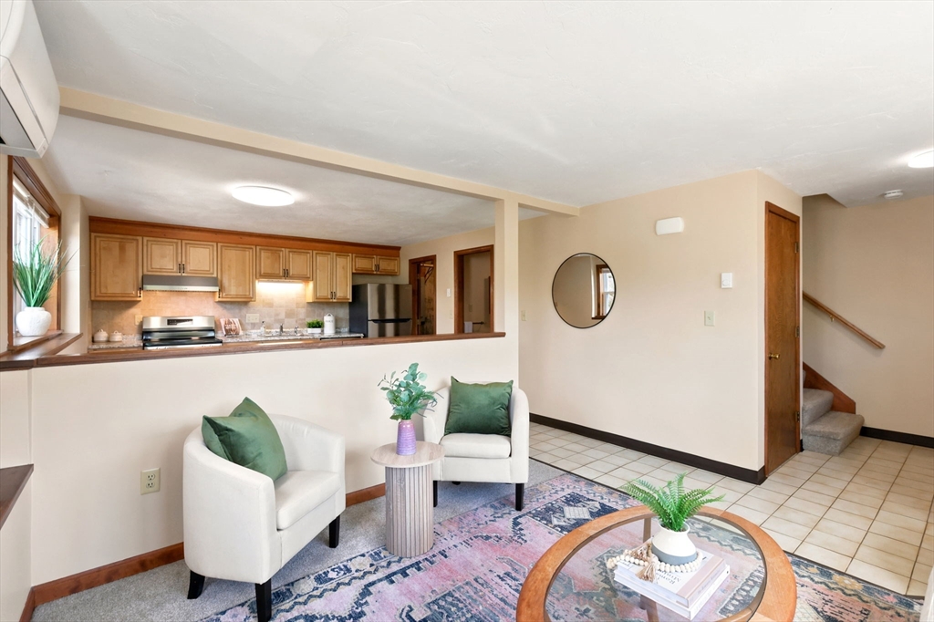 37 Mountain St # 37