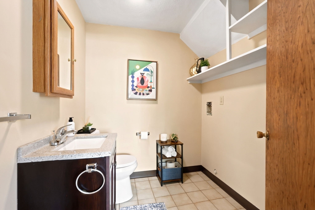37 Mountain St # 37