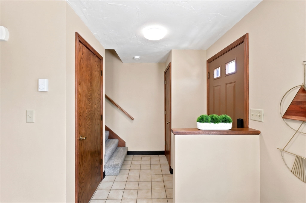 37 Mountain St # 37