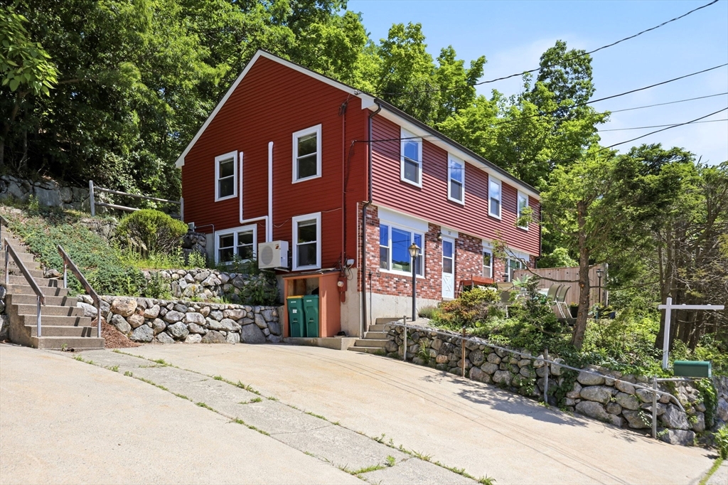 37 Mountain St # 37