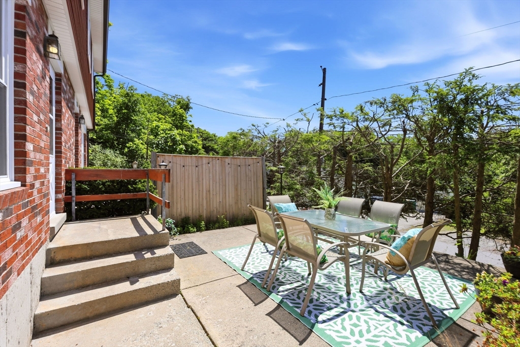 37 Mountain St # 37