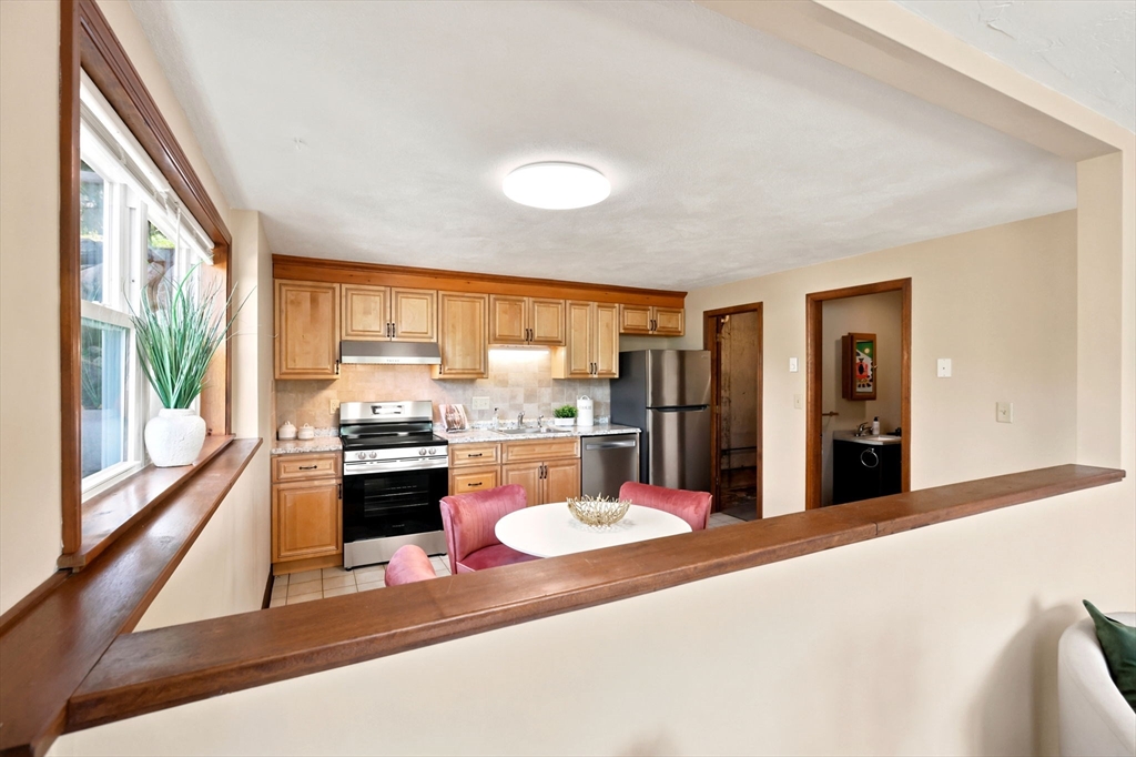 37 Mountain St # 37