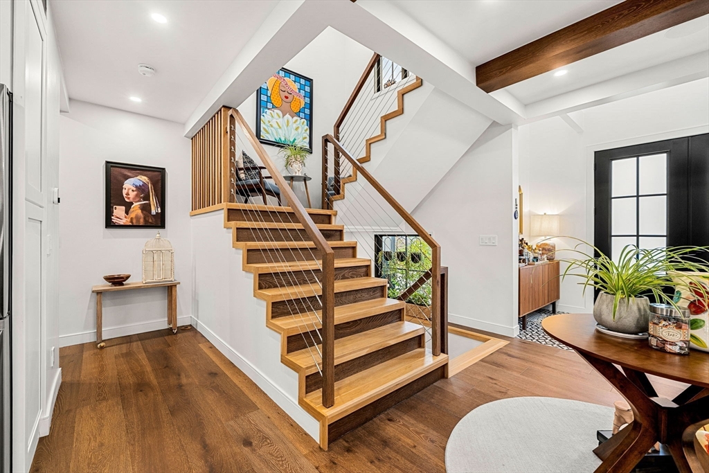 122 Livingstone Ave