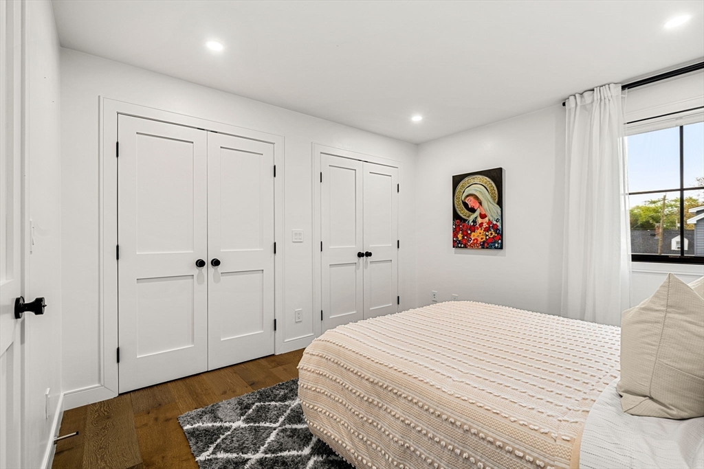 122 Livingstone Ave