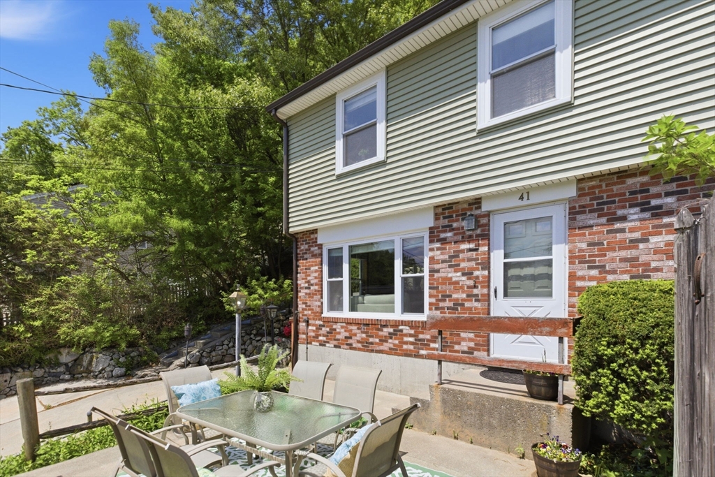 41 Mountain St # 41