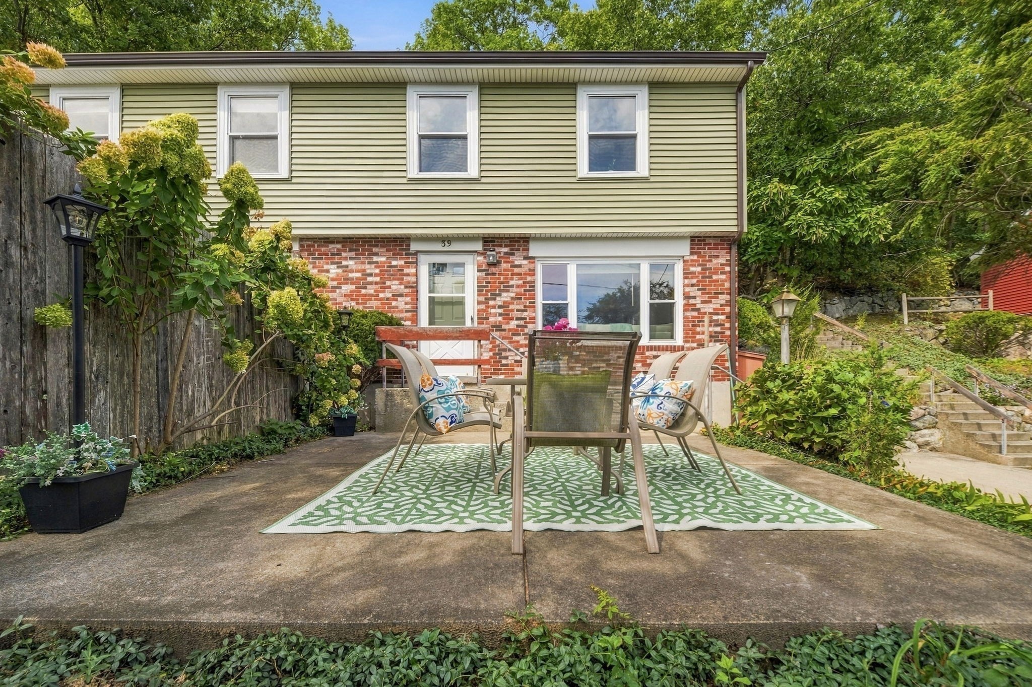 39 Mountain St # 39