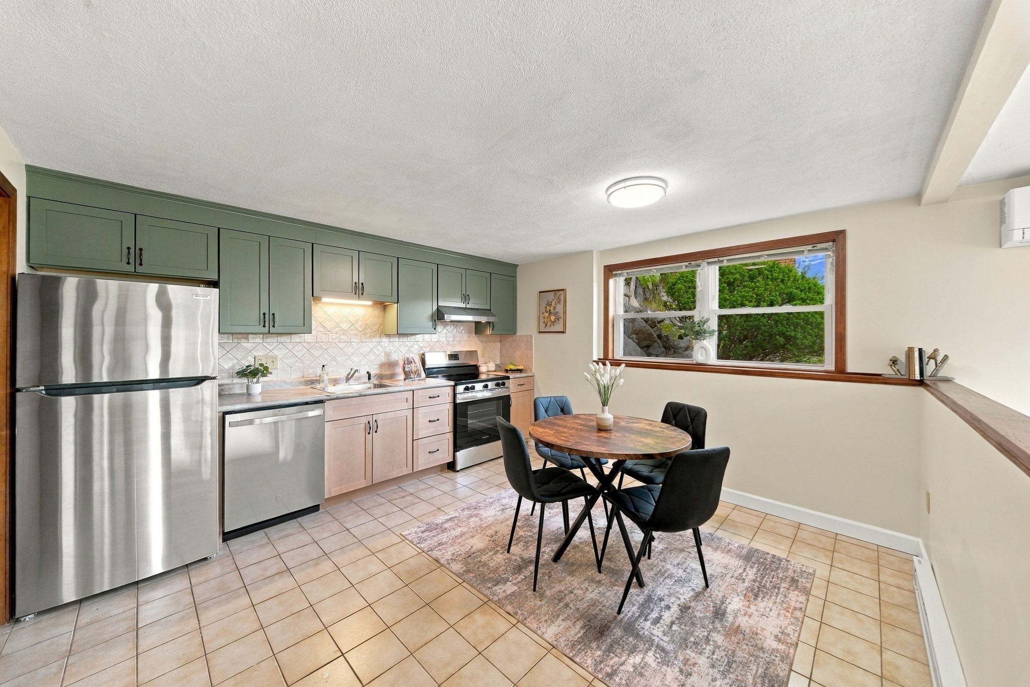 39 Mountain St # 39