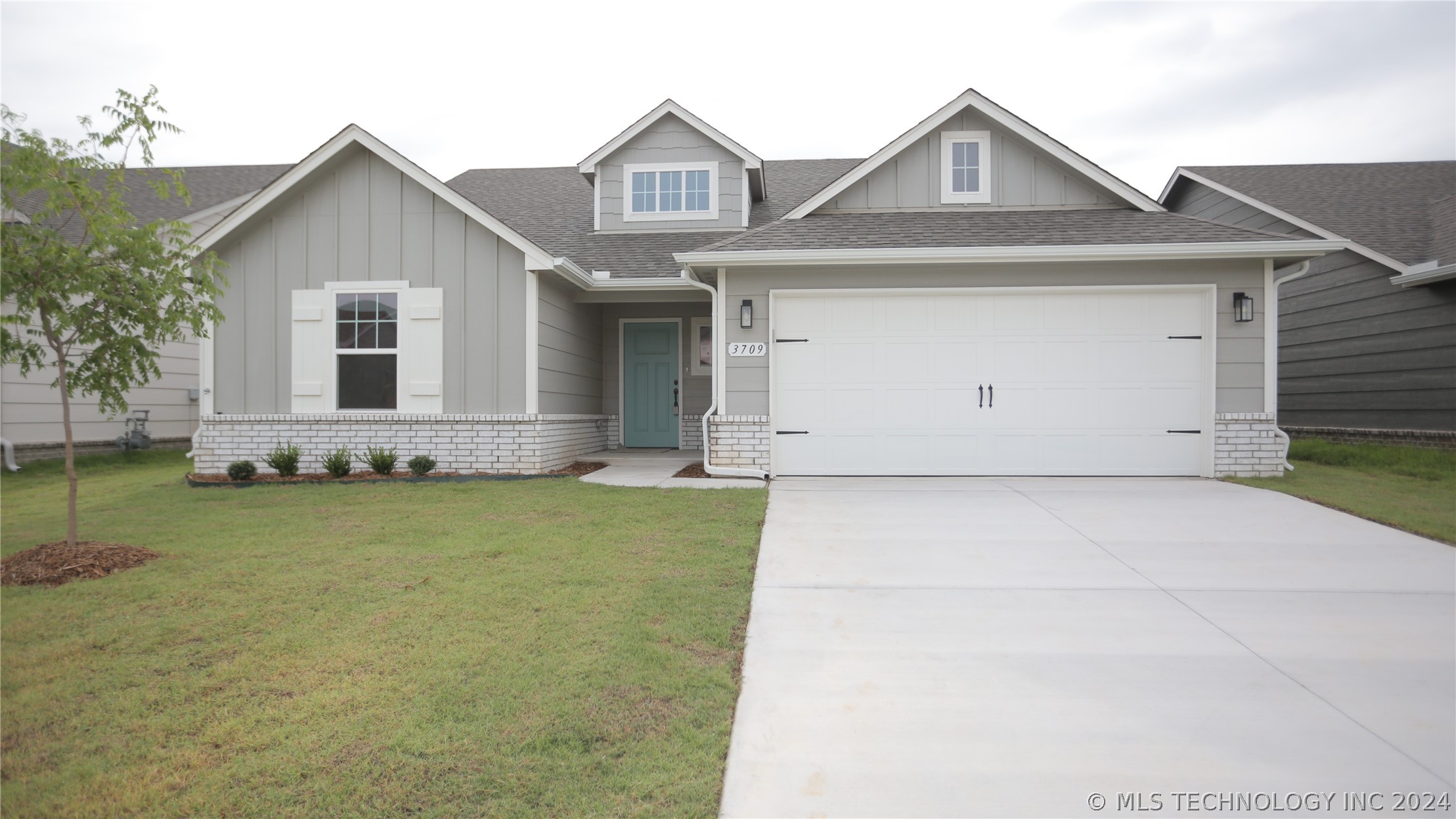 3709 N 39th Street