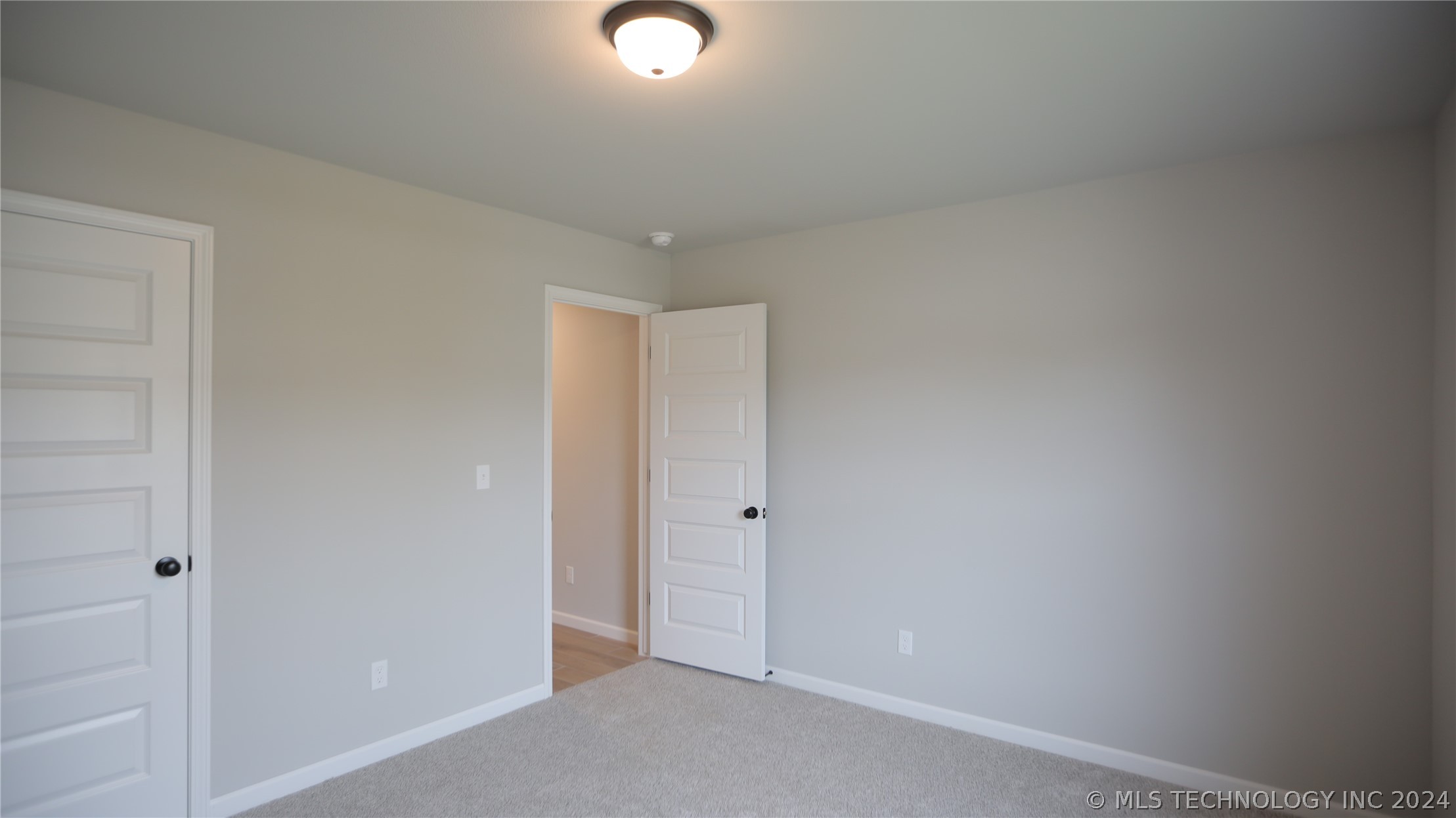 3709 N 39th Street