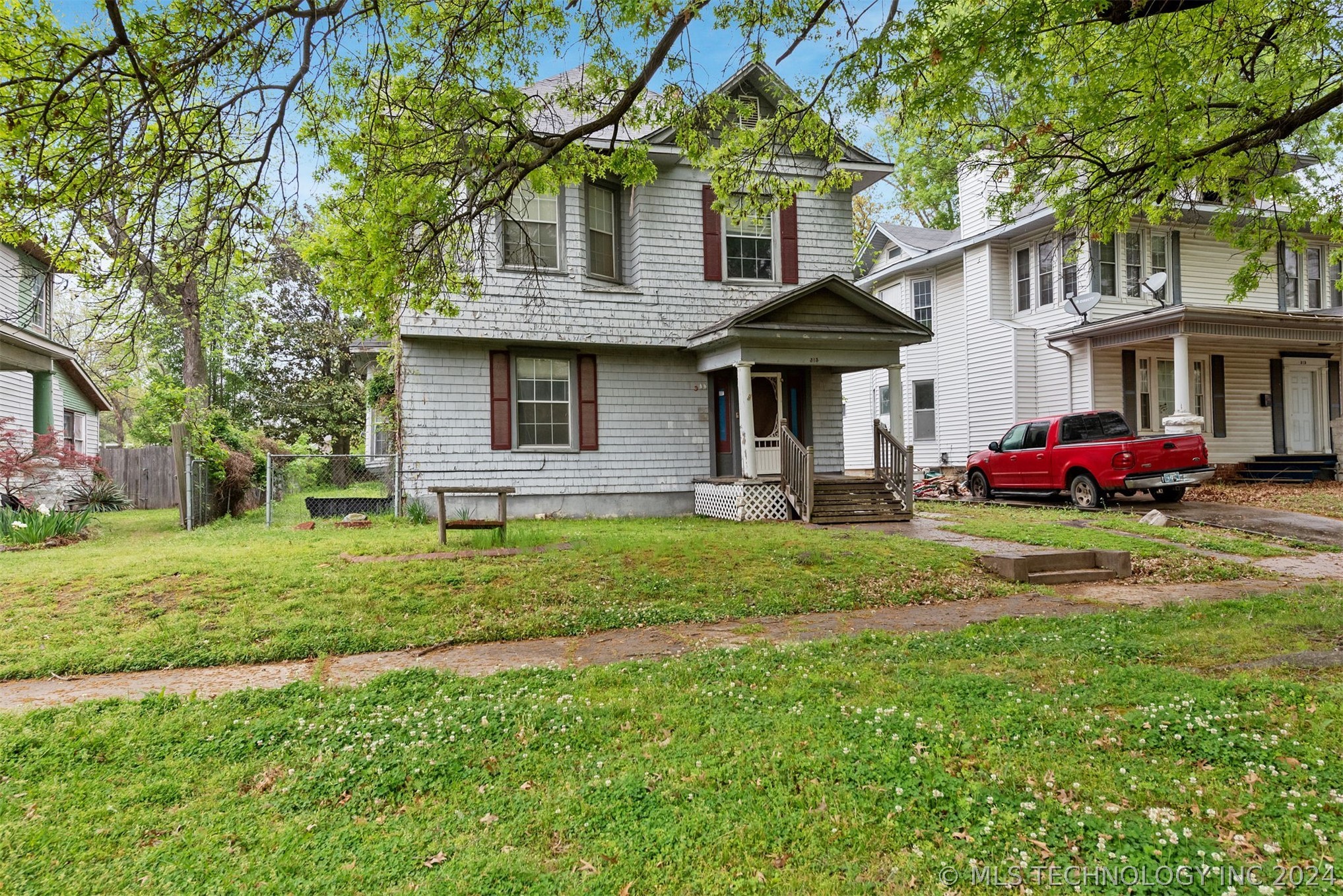 313 N 14th