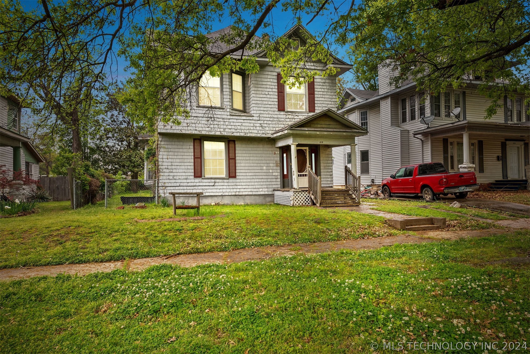 313 N 14th