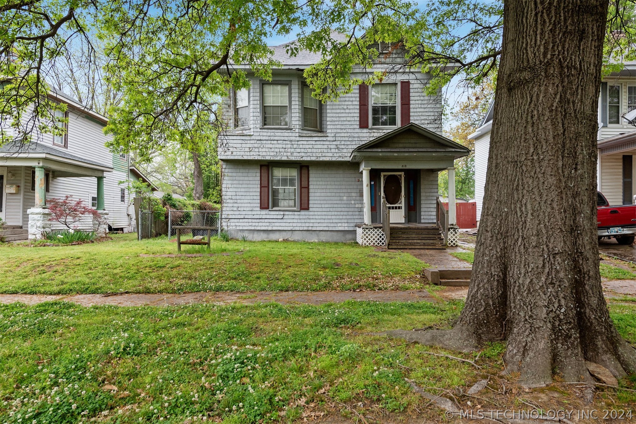 313 N 14th