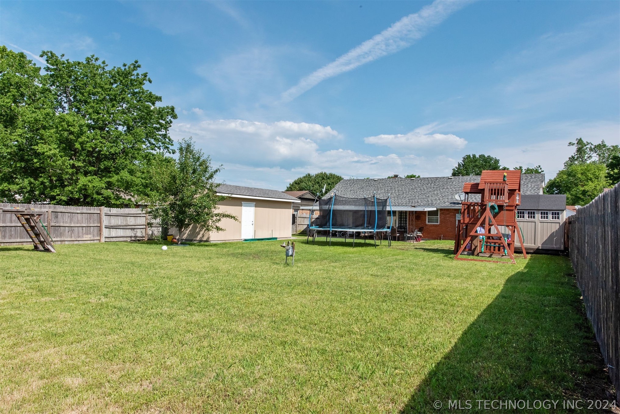 12022 E 35th Street