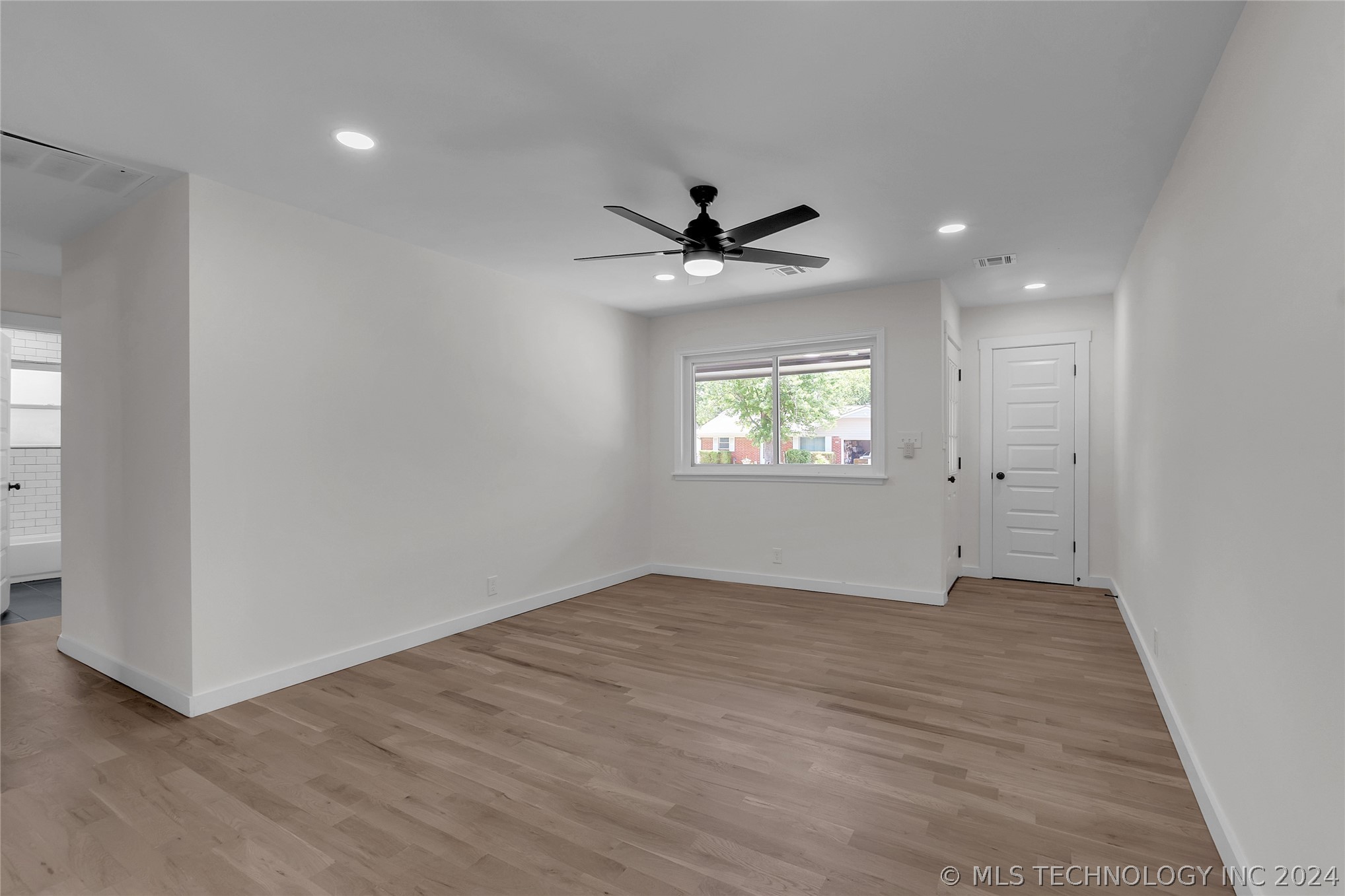 3431 S 116th Place
