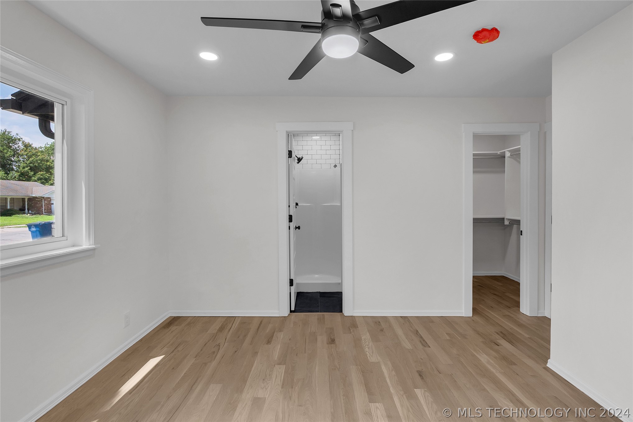 3431 S 116th Place