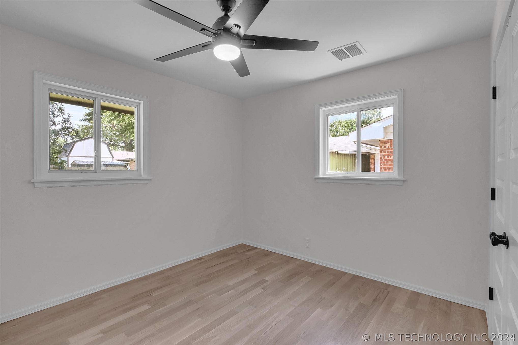 3431 S 116th Place