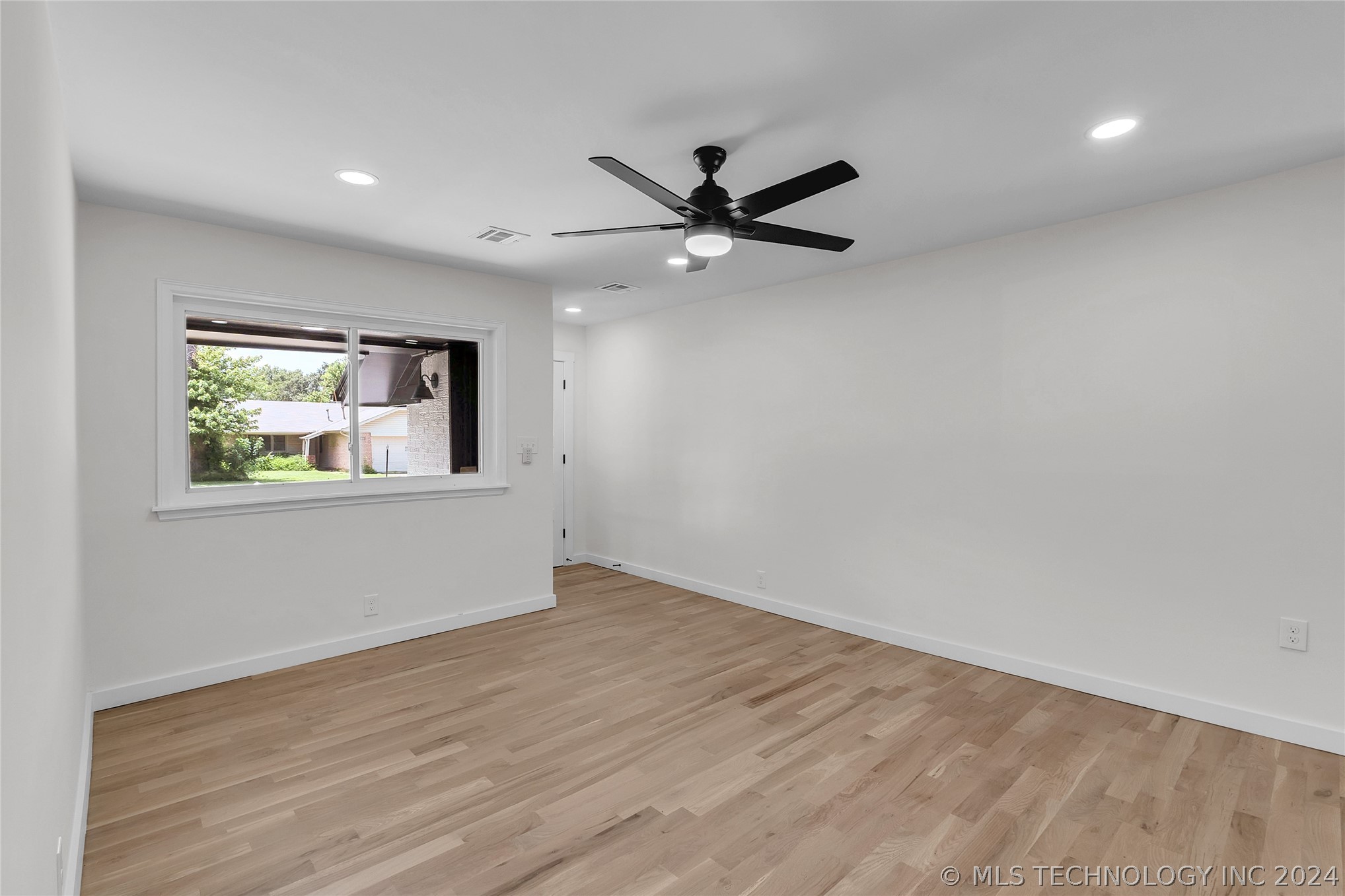 3431 S 116th Place