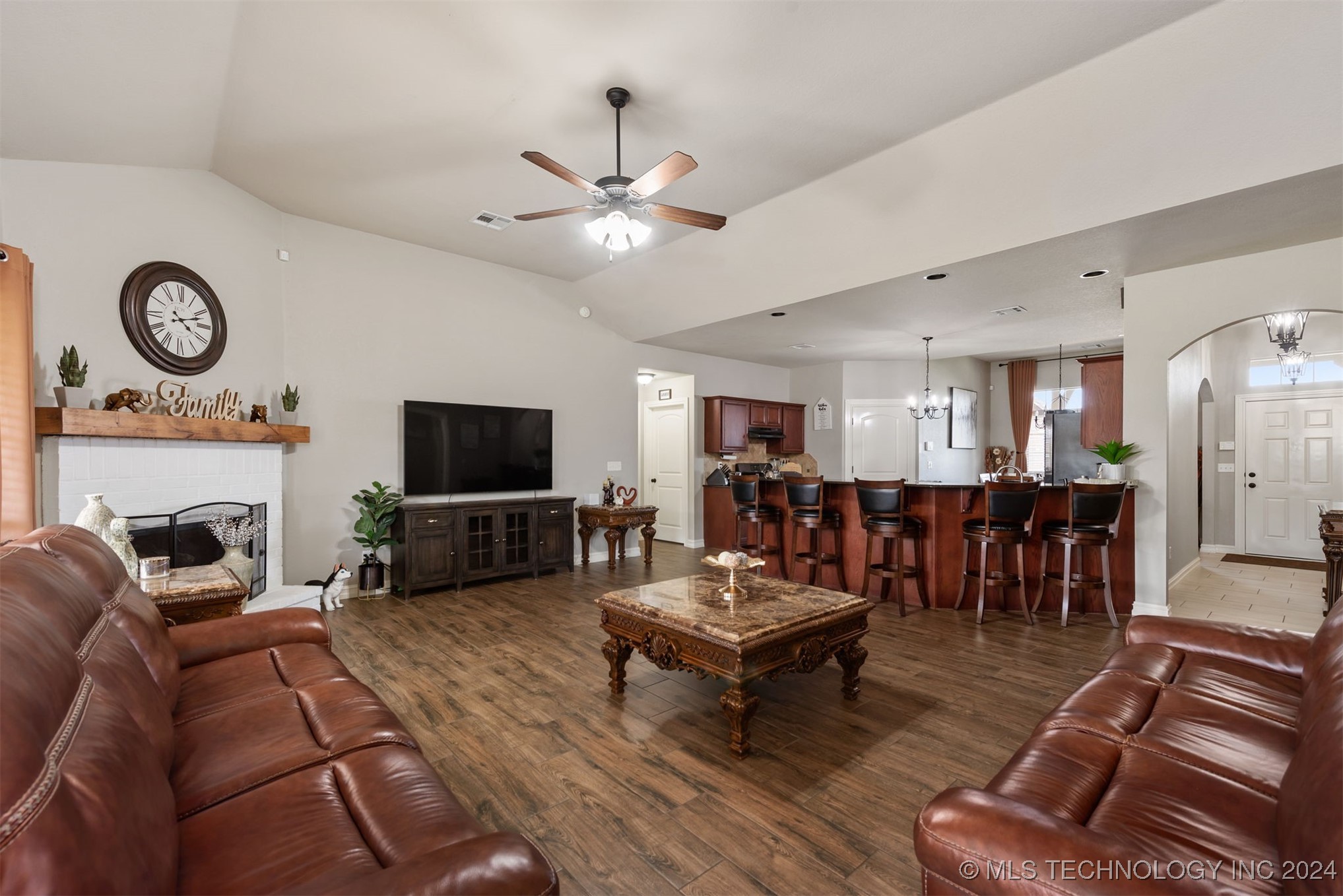 4904 S 189th East Avenue