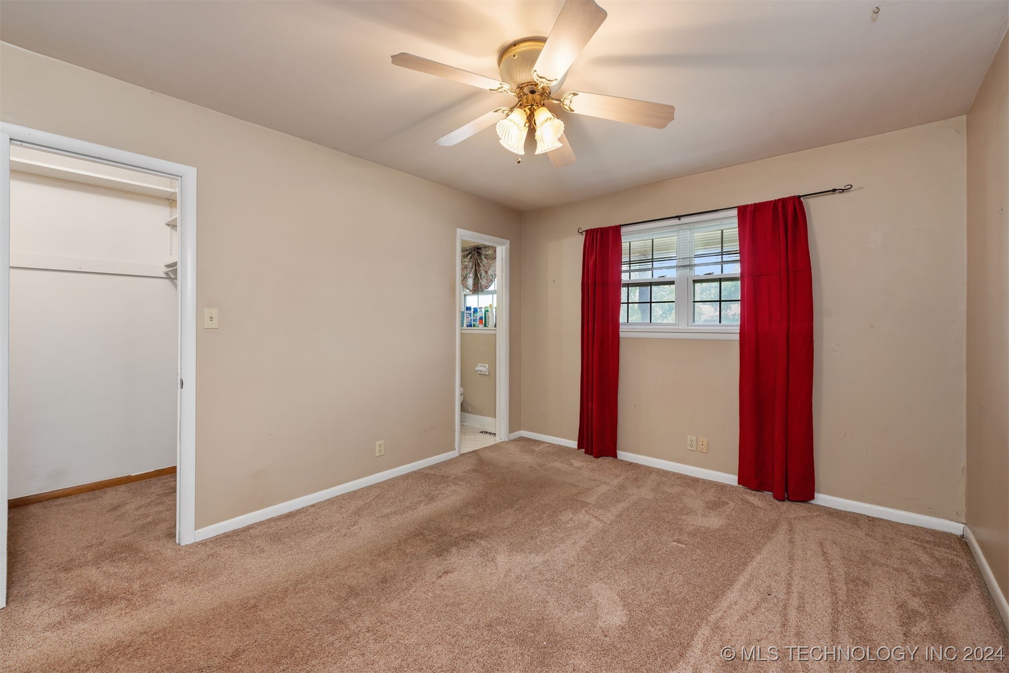 204 S 117th Place