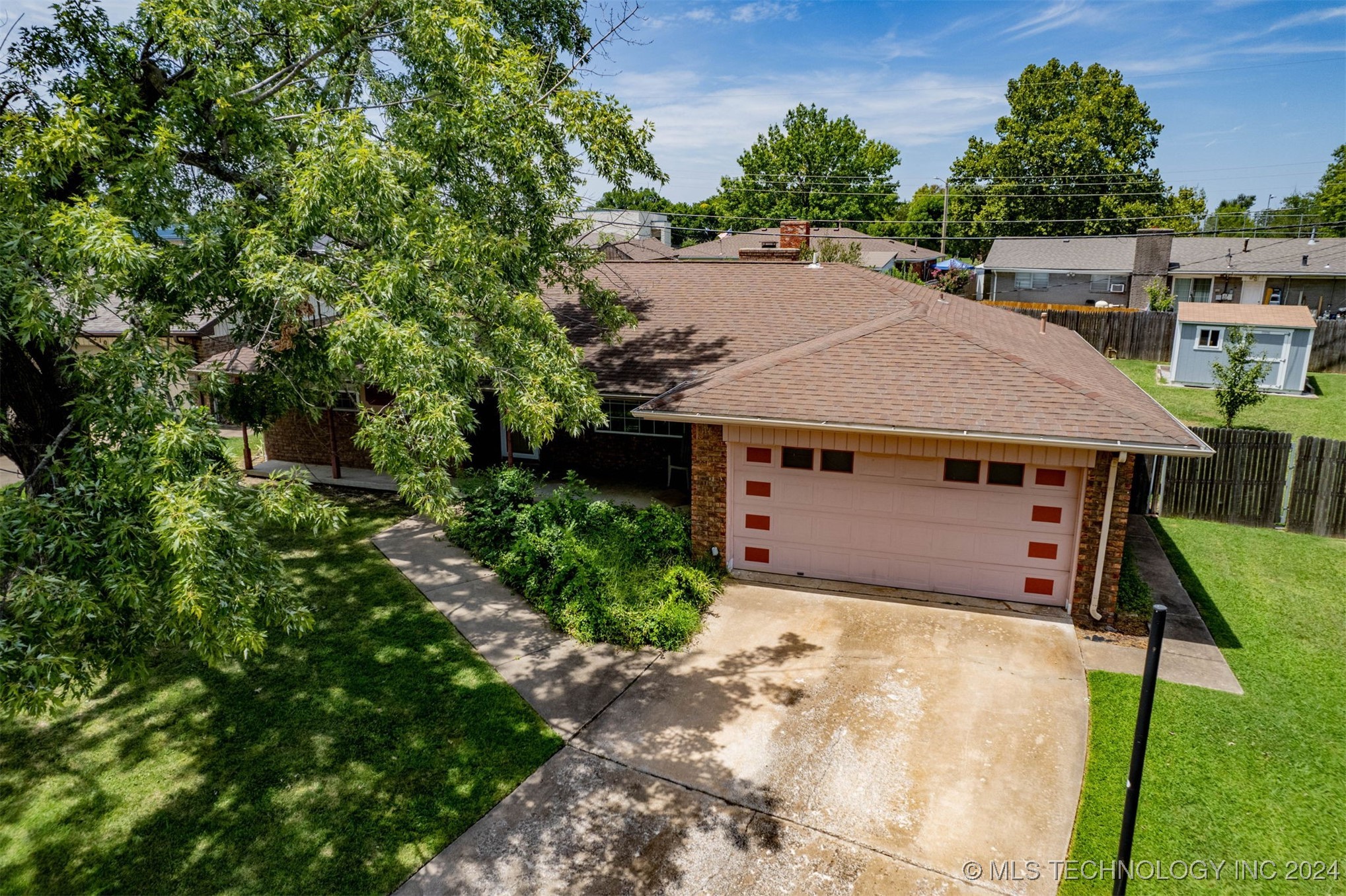 204 S 117th Place