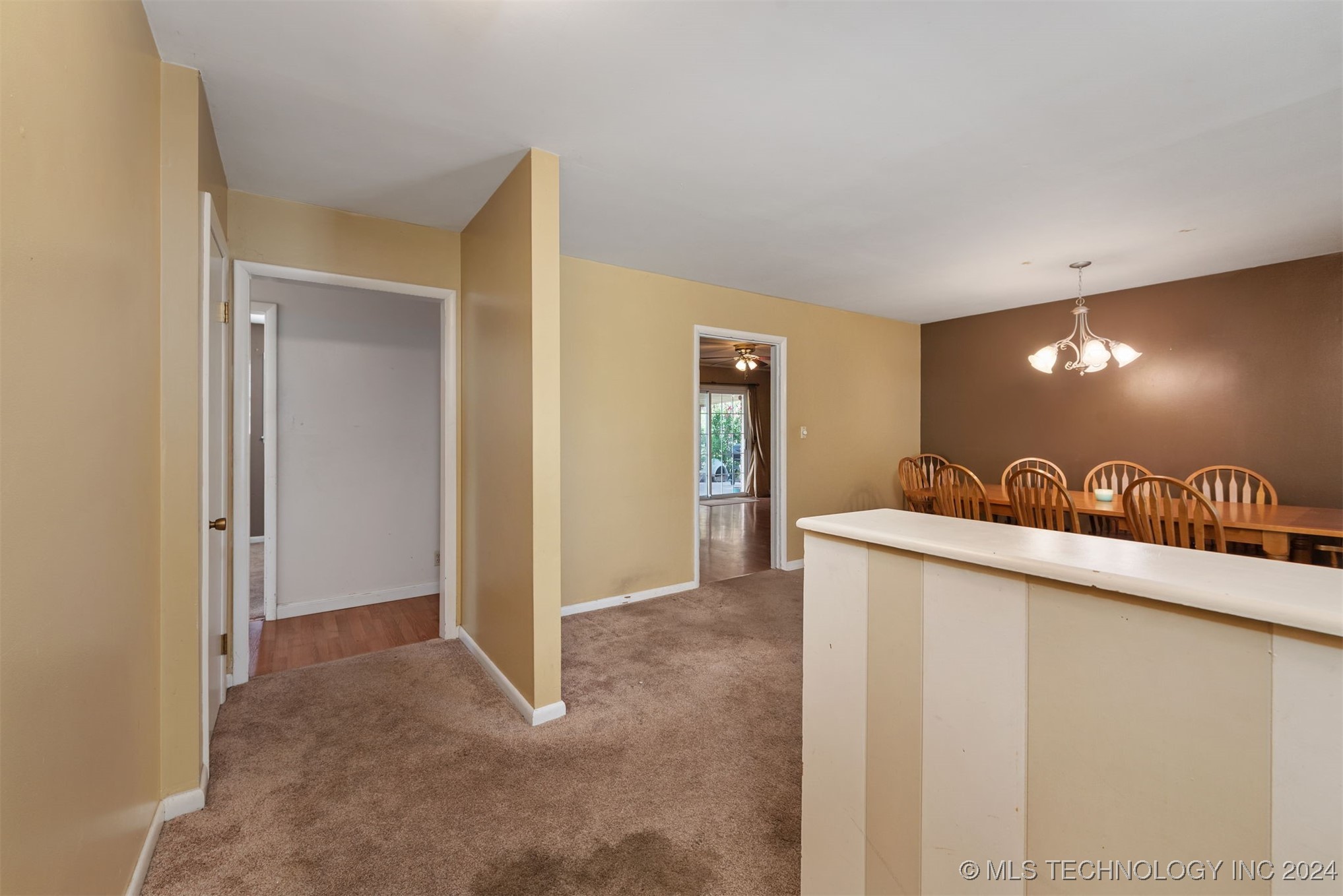 204 S 117th Place