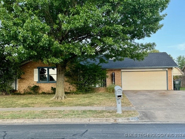 7806 N 122nd East Avenue