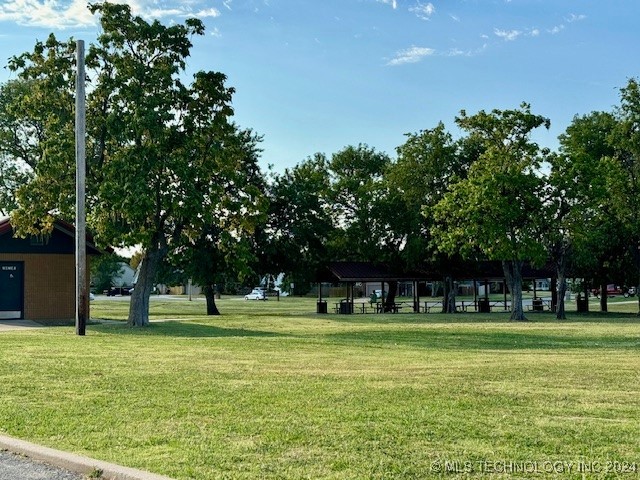7806 N 122nd East Avenue