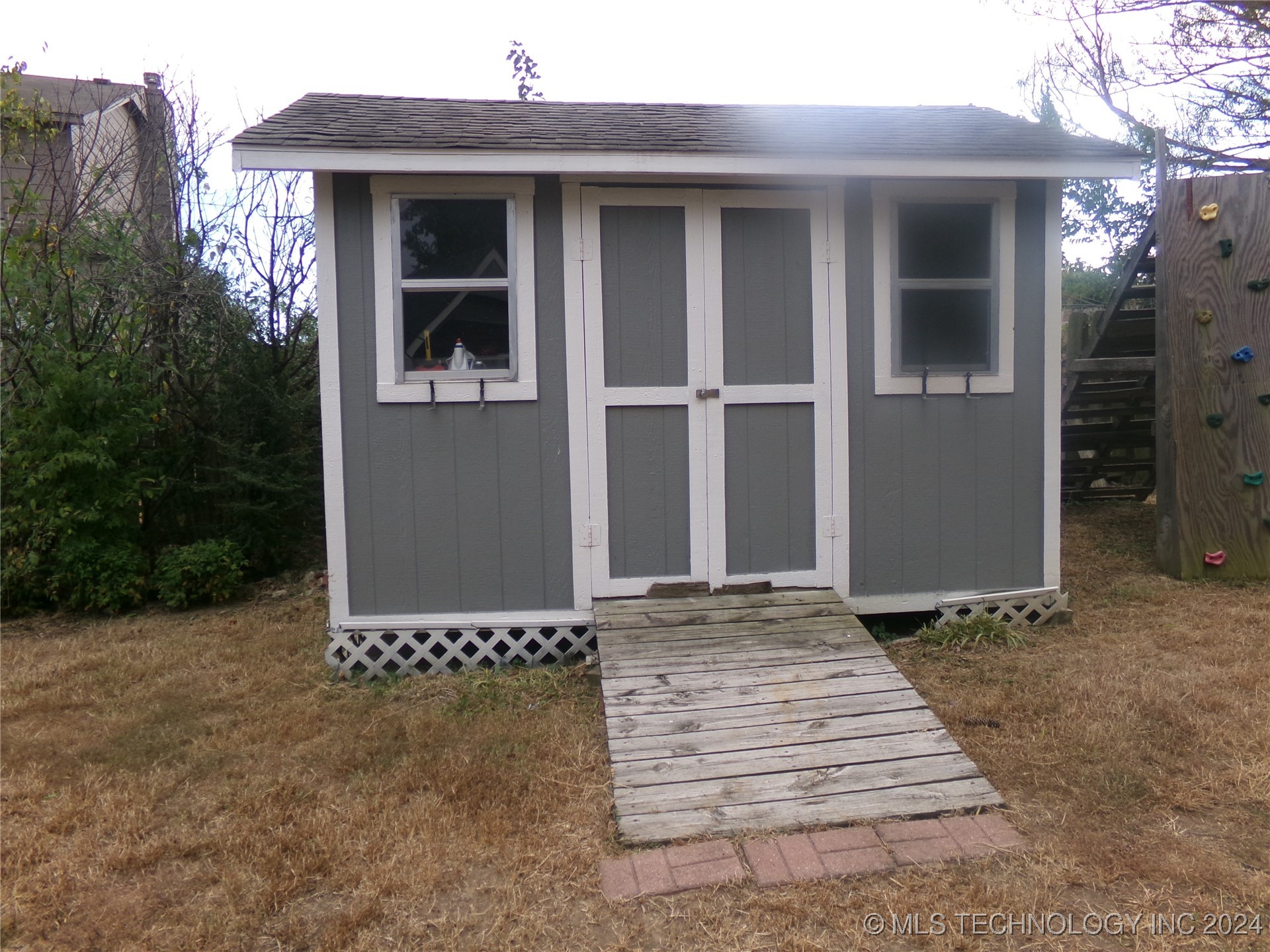 107 E Helena Place