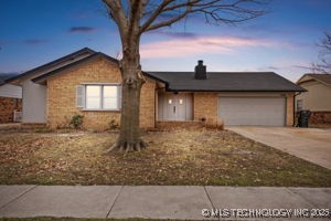 7806 N 122nd East Avenue