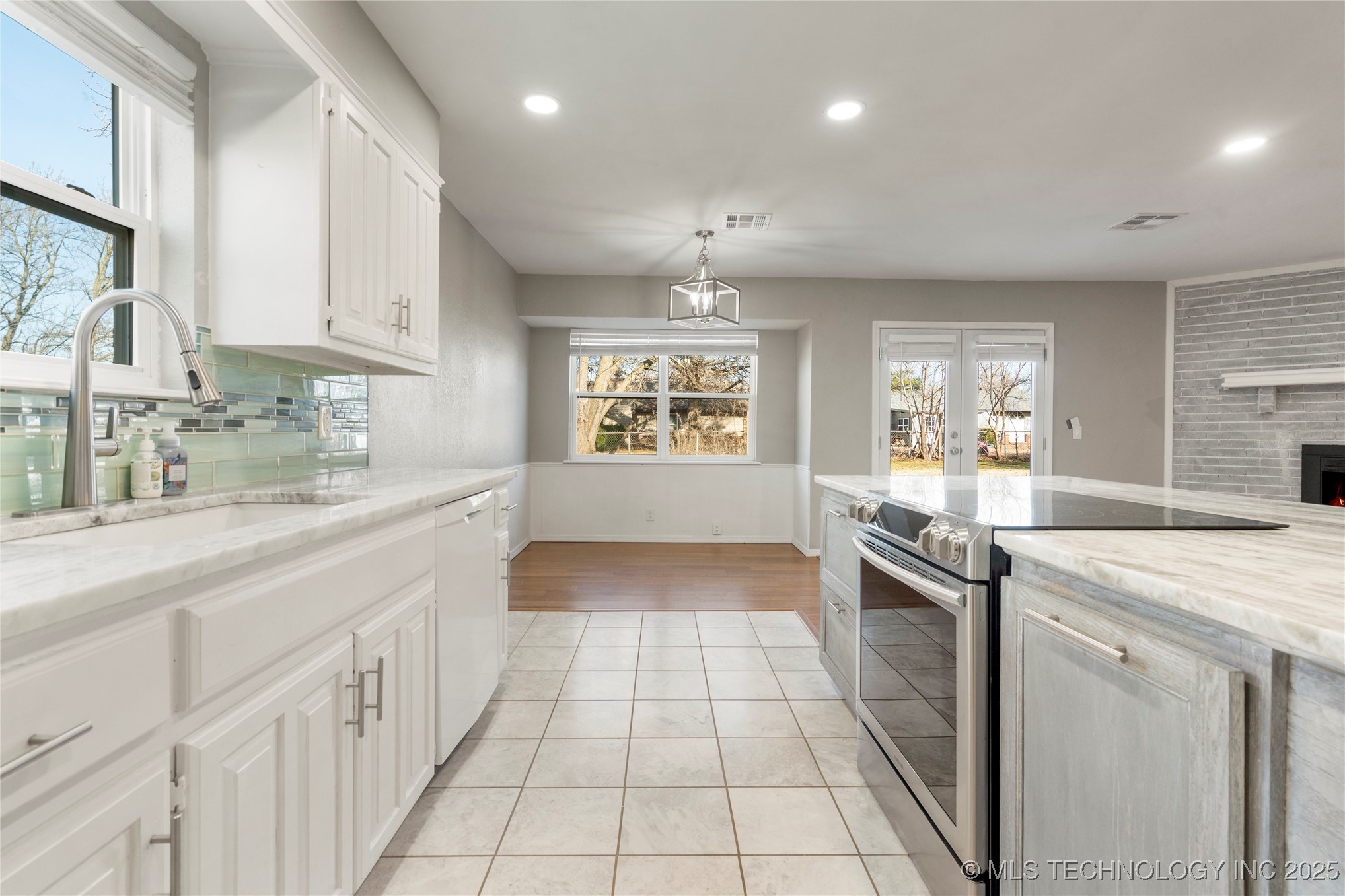 2951 W 66th Street
