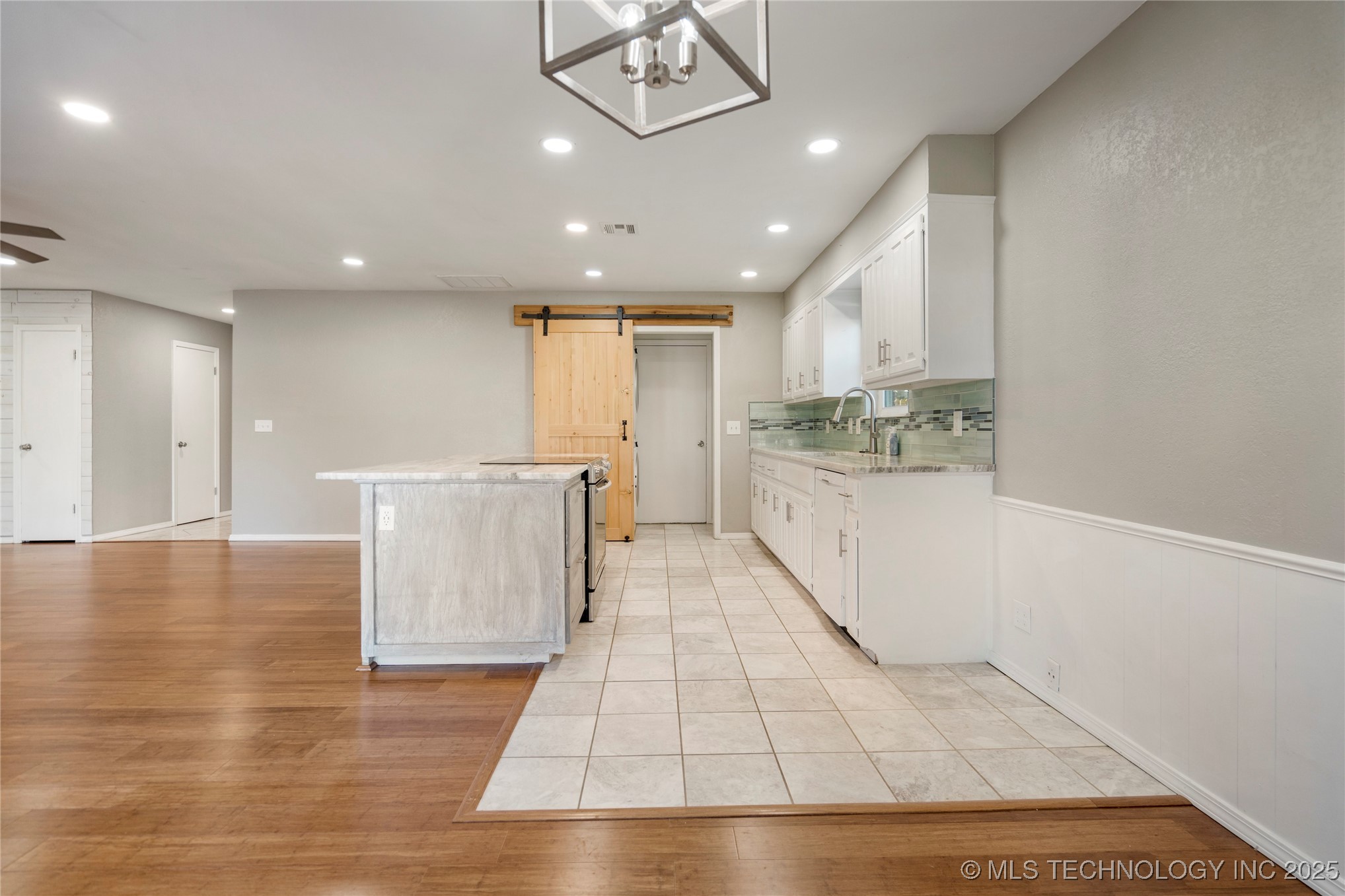 2951 W 66th Street