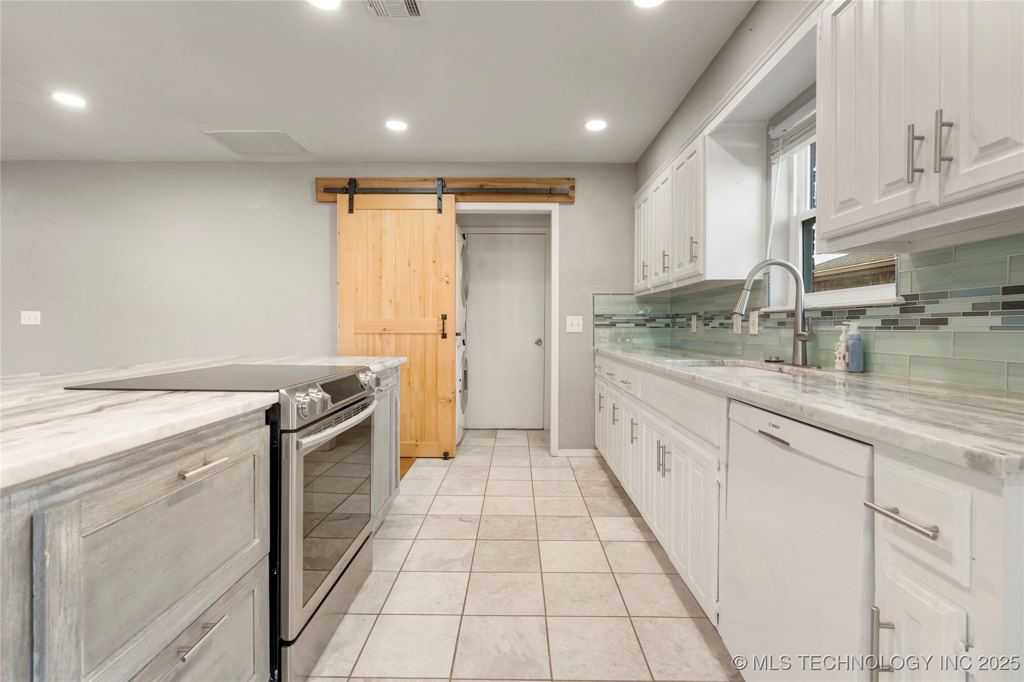 2951 W 66th Street
