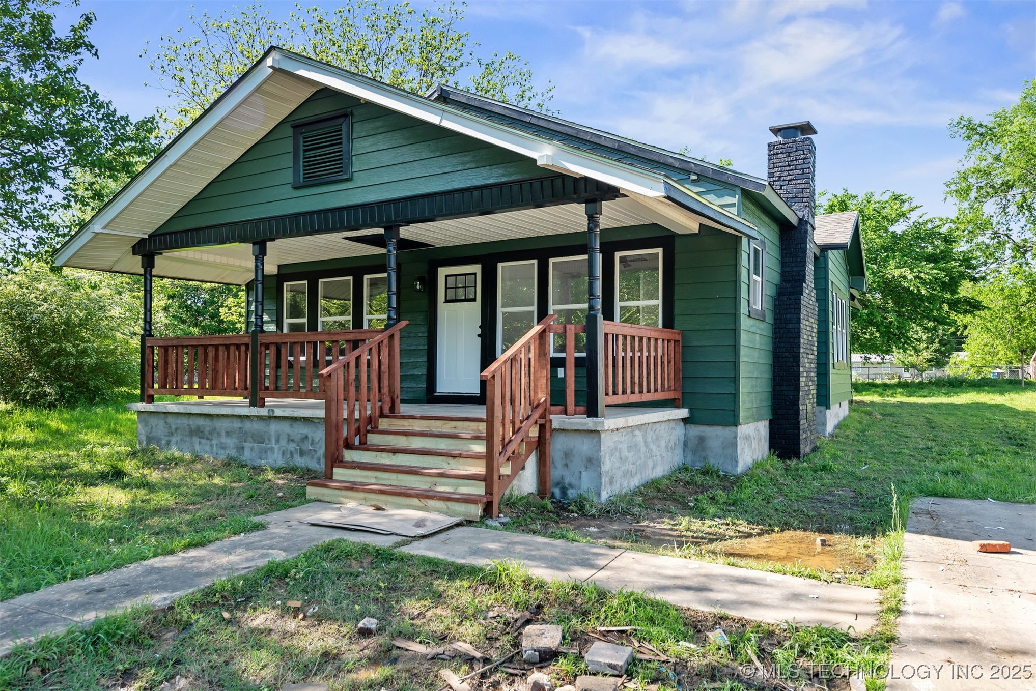 606 Evelyn Street