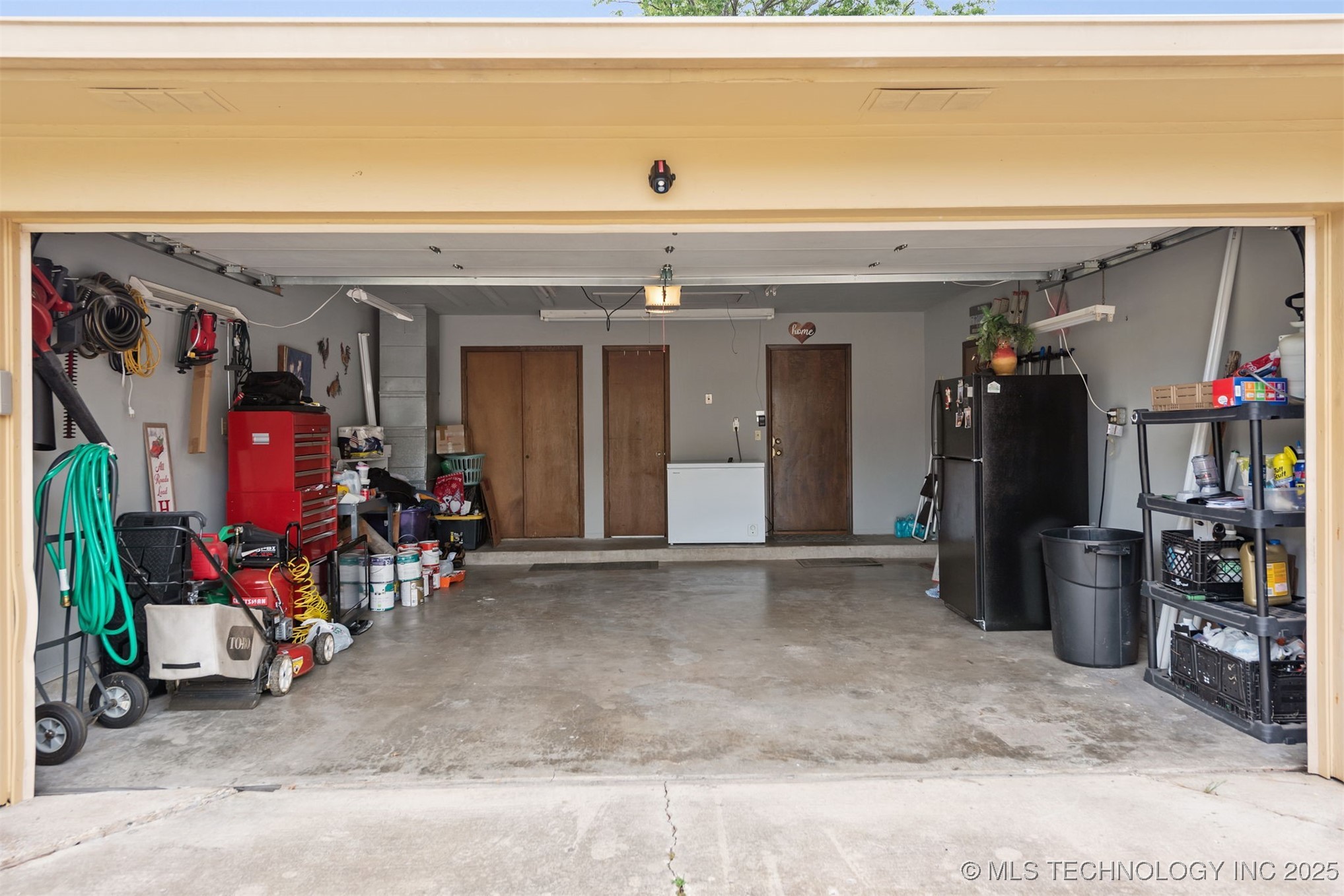 2332 S 100th East Avenue