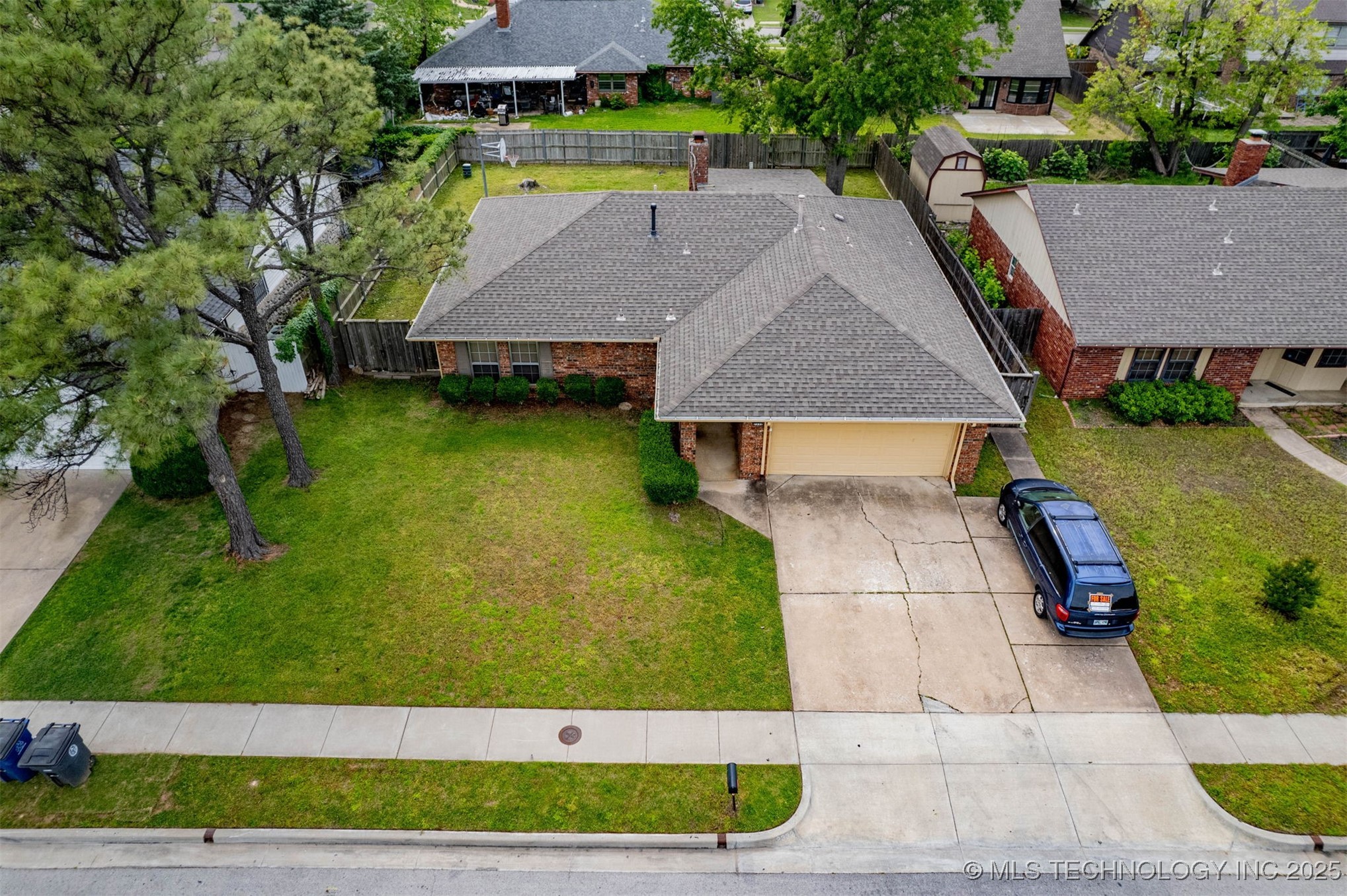 2332 S 100th East Avenue