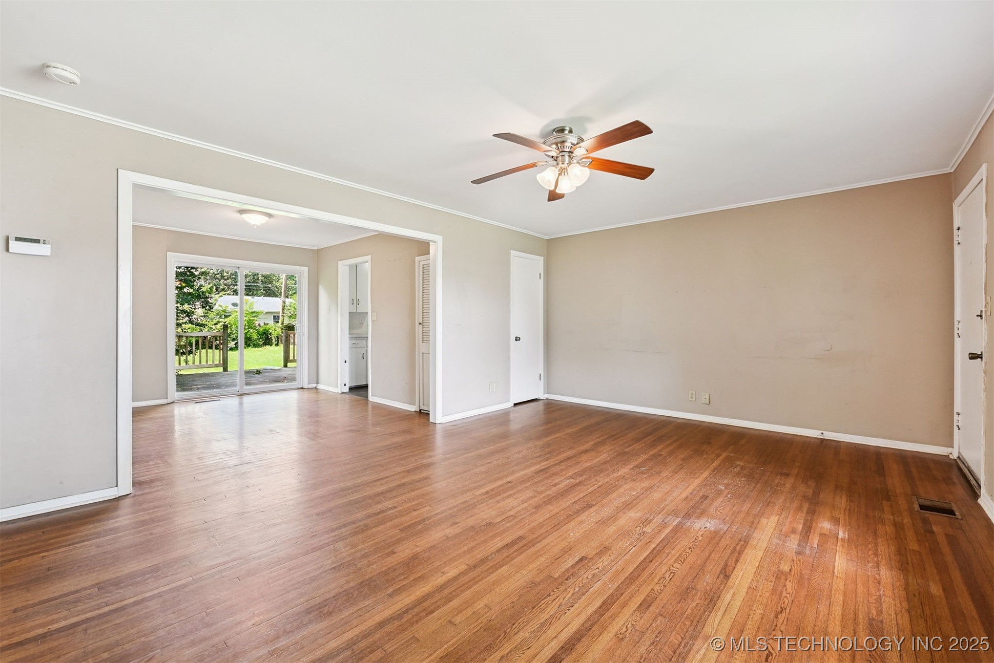 1422 E 52nd Street