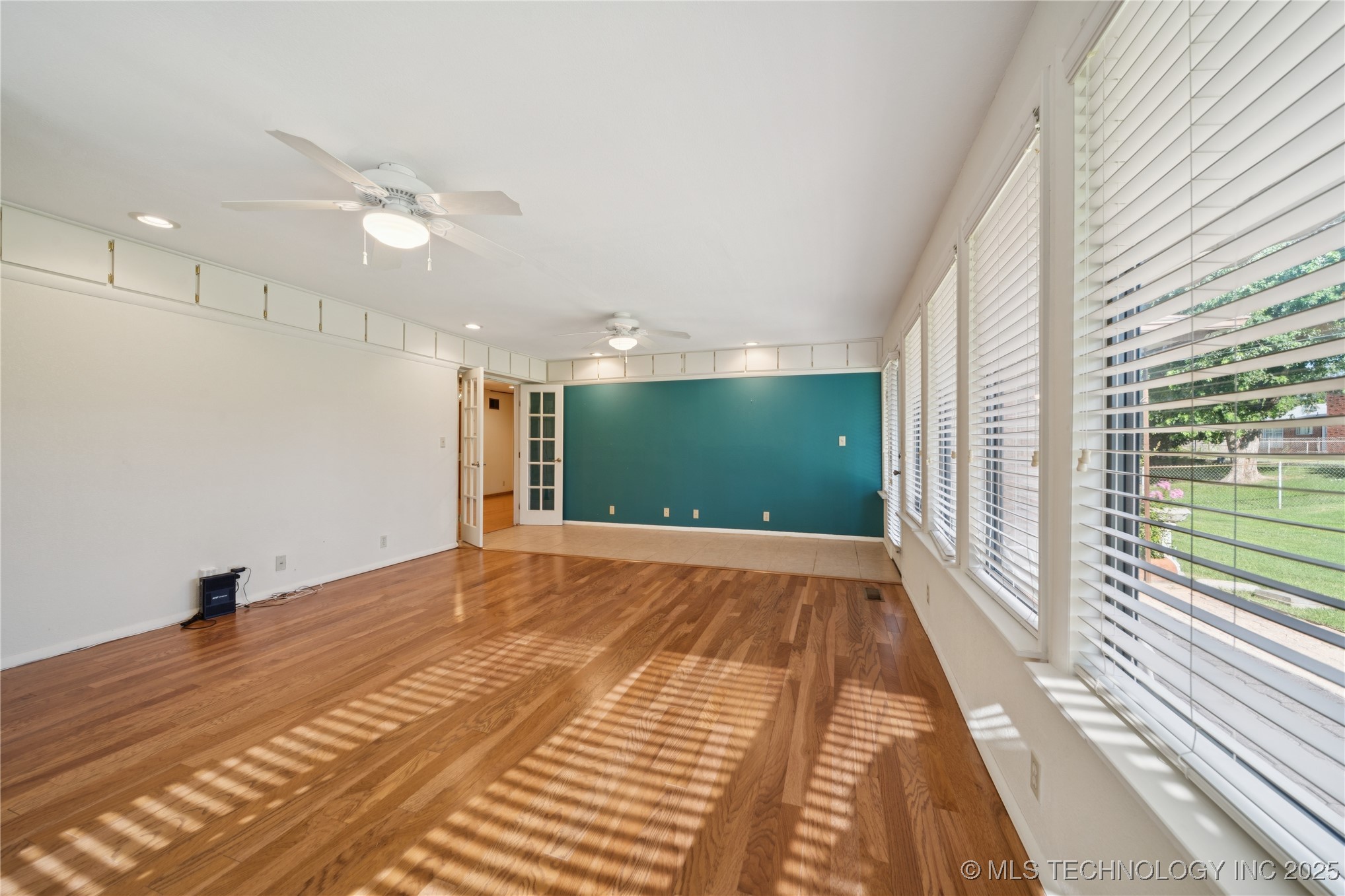 5350 E 27th Place